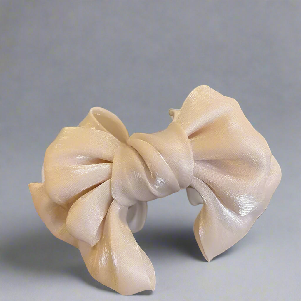 Vera Bow