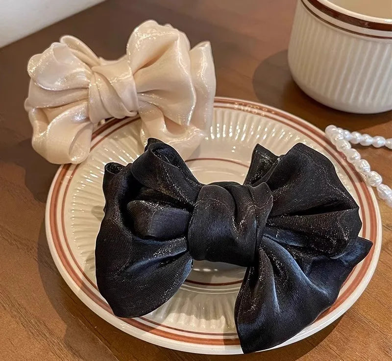Vera Bow