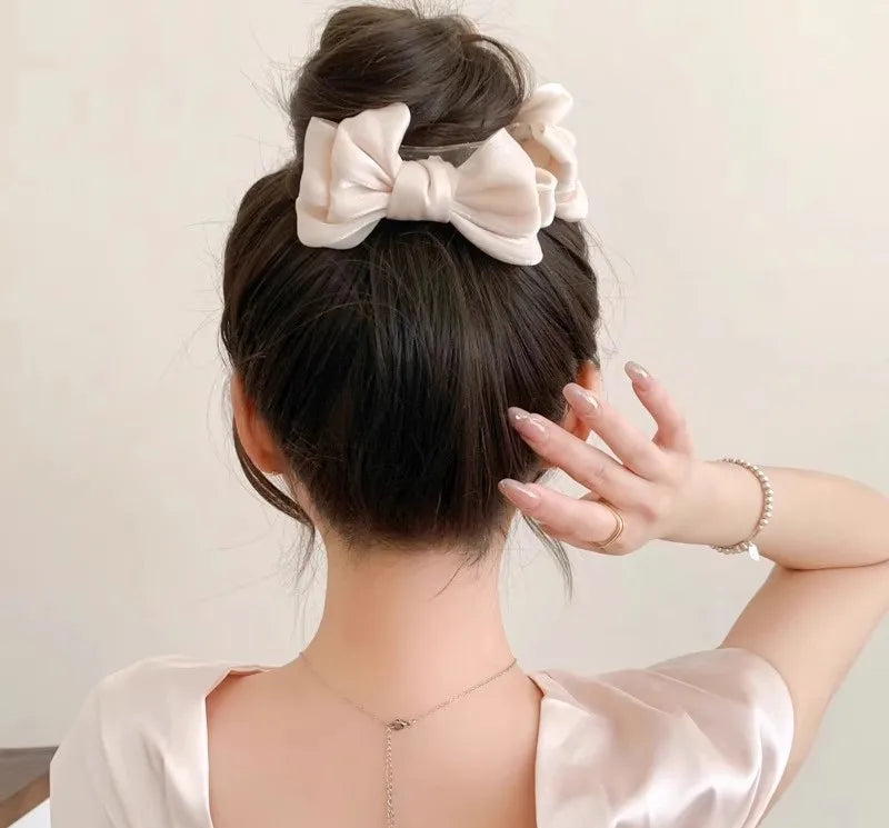 Vera Bow